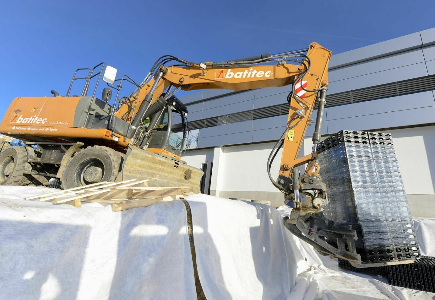 Batitec construction commercial eupen 8474