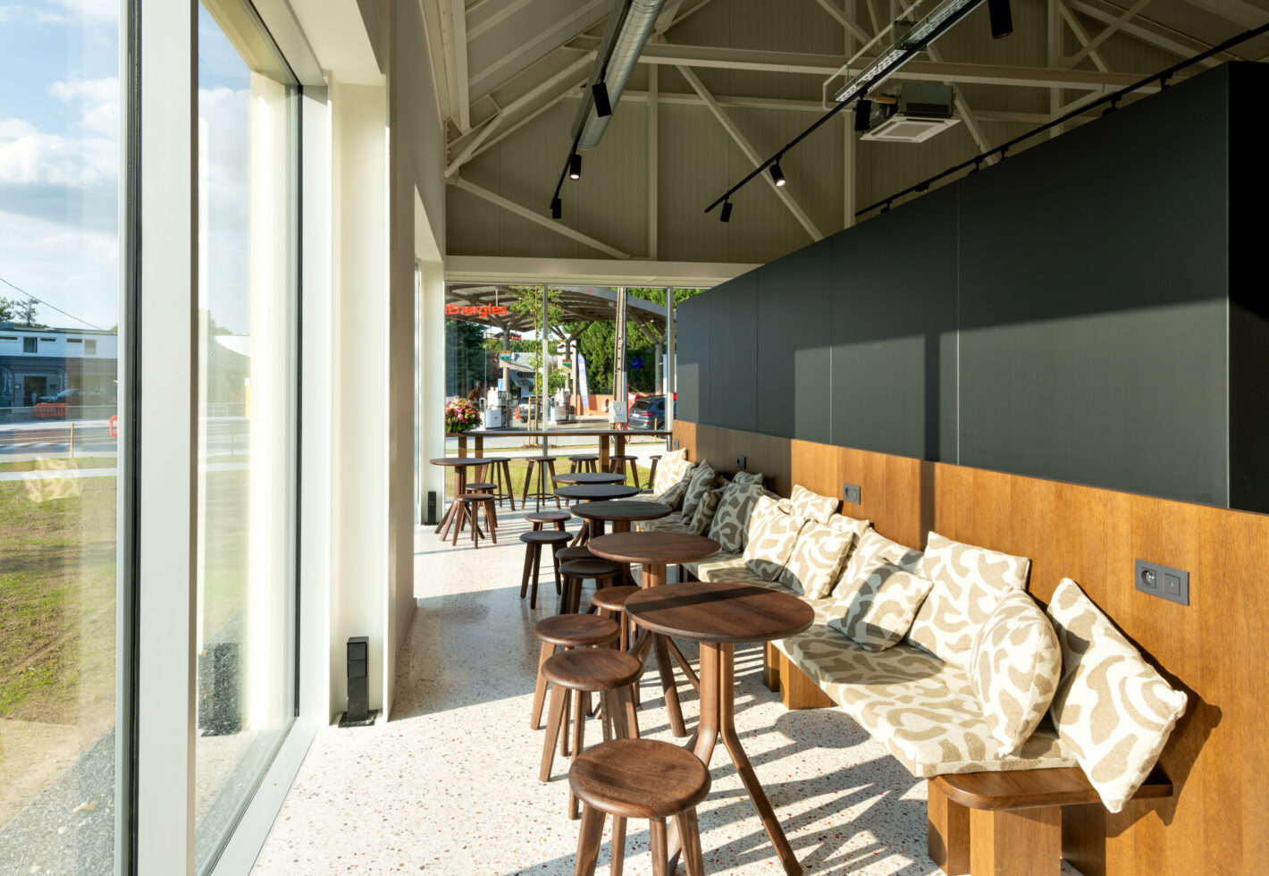 Uhoda 0337 selection